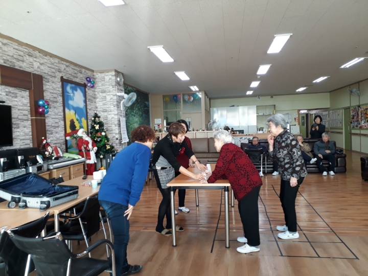 2000769928_HYfP8gcN_b077666442f67a68a54f85adb7e41a22839e3e25.jpg 이미지크게보기