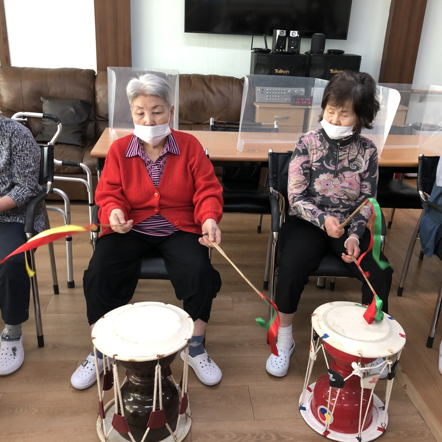 /user/t/thejoeuncare/editor/2201/dfd6076ed860b1ed0297cf743ce5bb7c_1641185360_3633.jpg 이미지크게보기