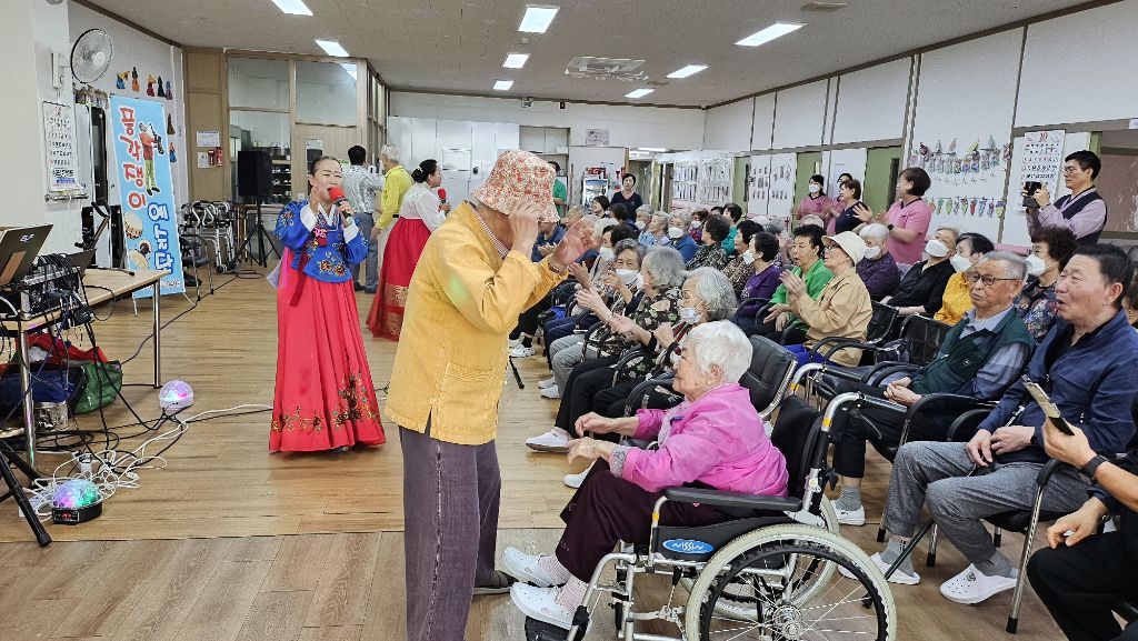 /user/t/thejoeuncare/editor/2512/a9c398386a3f4f4e2790d0405dac7c67_1766836131_0941.jpg 이미지크게보기